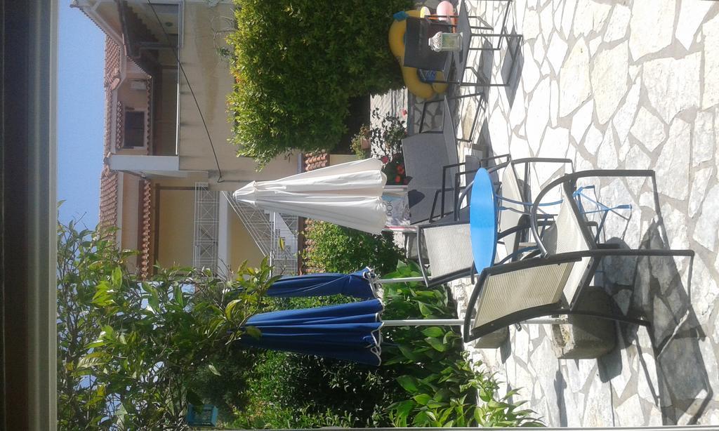 Marketos Apartments Zvoronáta Kültér fotó