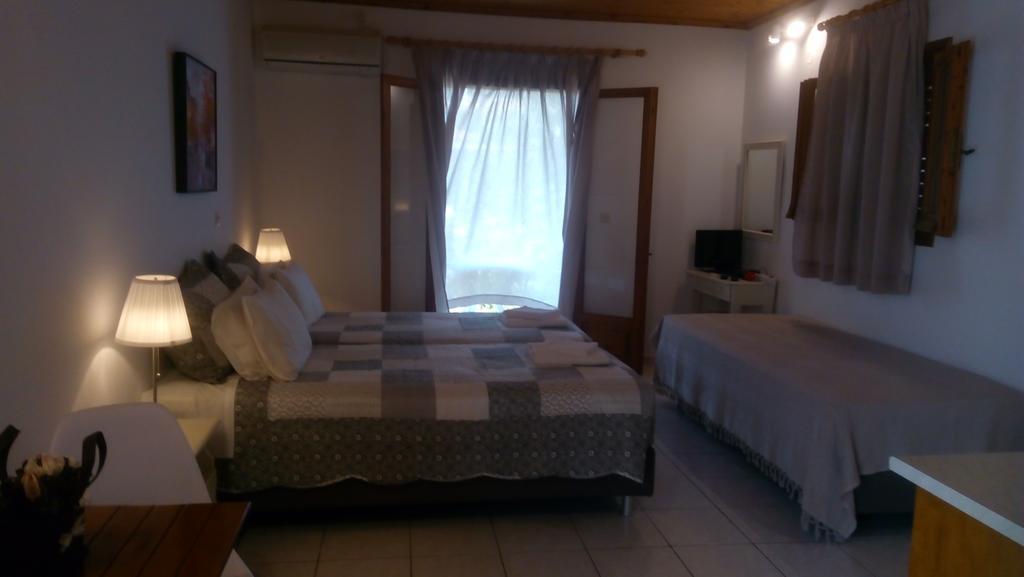 Marketos Apartments Zvoronáta Kültér fotó