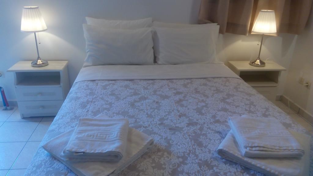 Marketos Apartments Zvoronáta Kültér fotó